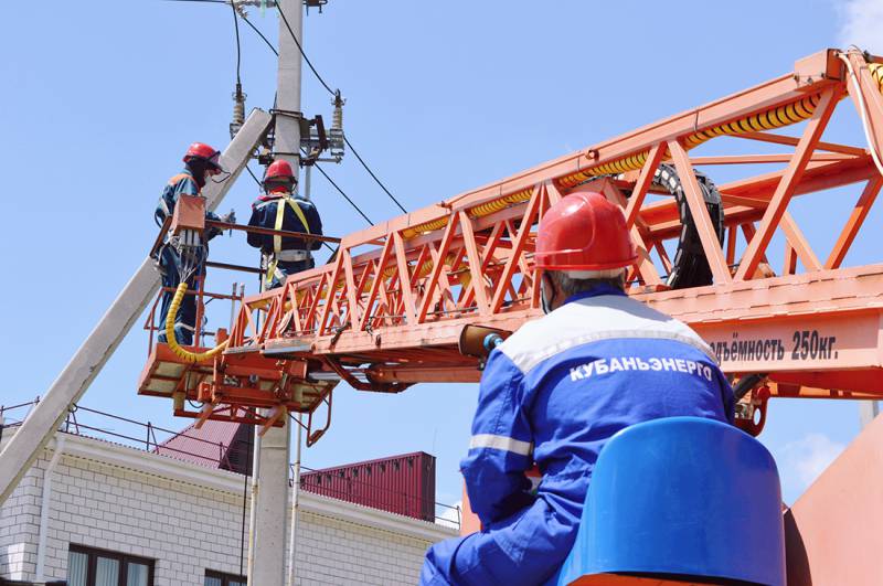 320 новых объектов социальной сферы и АПК обеспечены электроэнергией в армавирском энергорайоне
